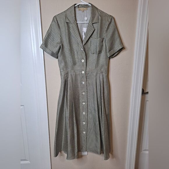 MICHAEL KORS Onward Luxury Grp Spa Italian Pleated Shirt Midi Dress NWT 100 SILK - Picture 1 of 8